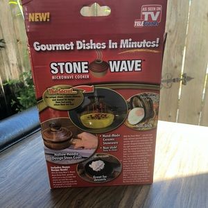 Take to work to microwave breakfast/lunch